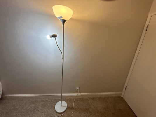 Floor lamp